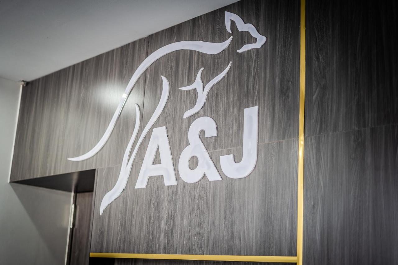 A&J Kampot Boutique Hotel Екстериор снимка